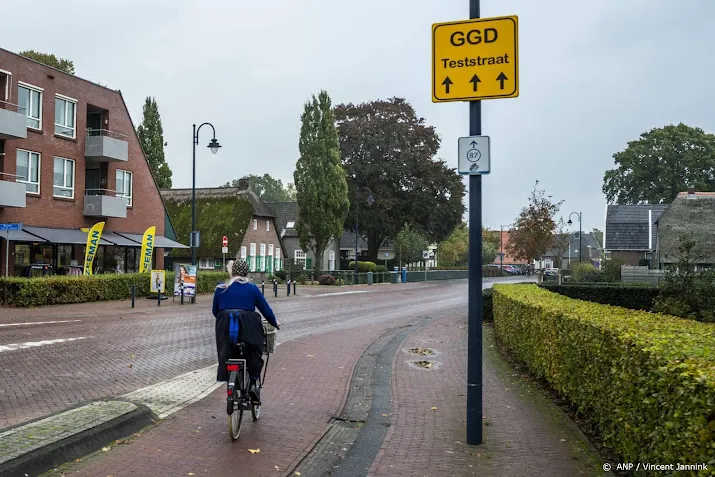 werkstraffen geeist voor vaccinweigeraars die ggders bedreigden
