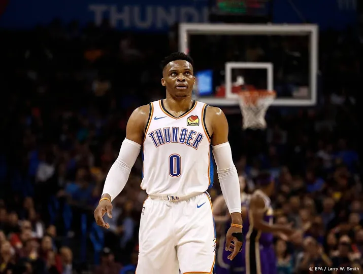 westbrook evenaart unieke nba prestatie
