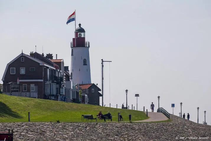 wethouder urk onder vuur om rol in bedrijf dat drugs vervoerde