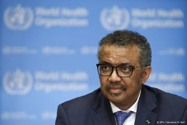 who roept alle farmaceuten op te helpen met vaccinproductie