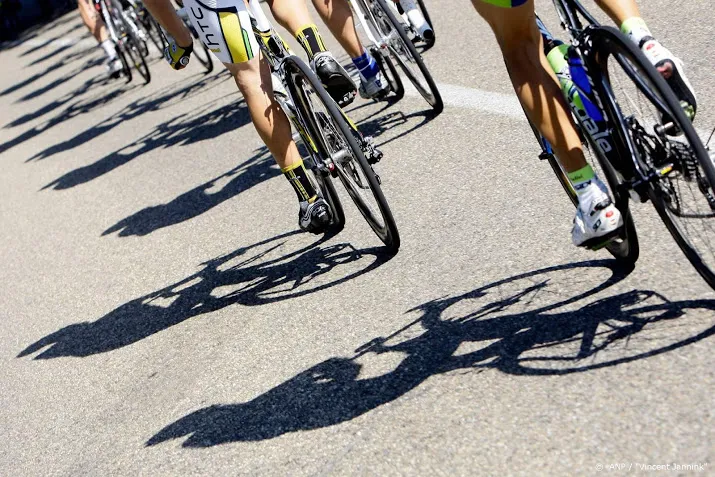 wielerkoers ladies tour afgelast wegens toenemende onzekerheid