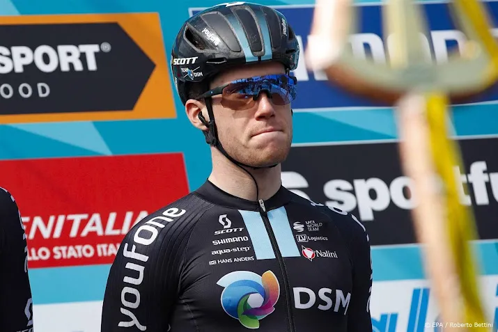 wielerploeg dsm mikt op dagsucces in giro ditalia