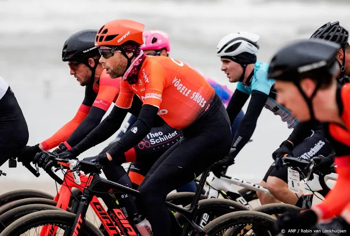 wielersport verwent ten dam in vele opzichten