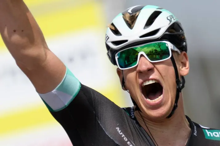 wielrenner ackermann wint in londen