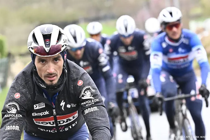 wielrenner alaphilippe kopman soudal quick step in strade bianche