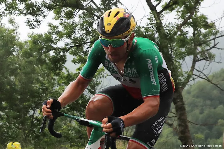 wielrenner colbrelli laat vanuit ziekenhuis van zich horen