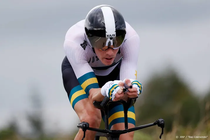 wielrenner dennis in opspraak na overtreden coronaregels