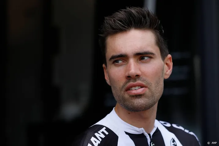 wielrenner dumoulin ga alleen voor het noodzakelijke naar buiten