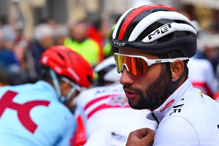 wielrenner gaviria hervat training na besmetting met virus