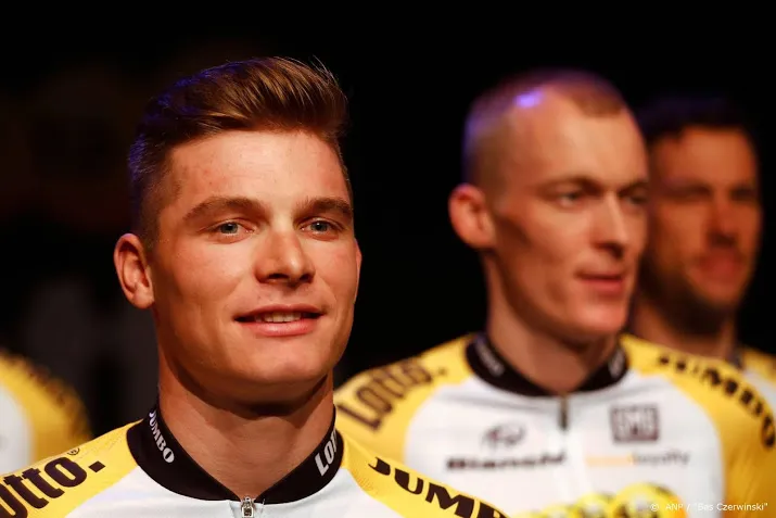 wielrenner hofland grijpt weer naast zege in australie