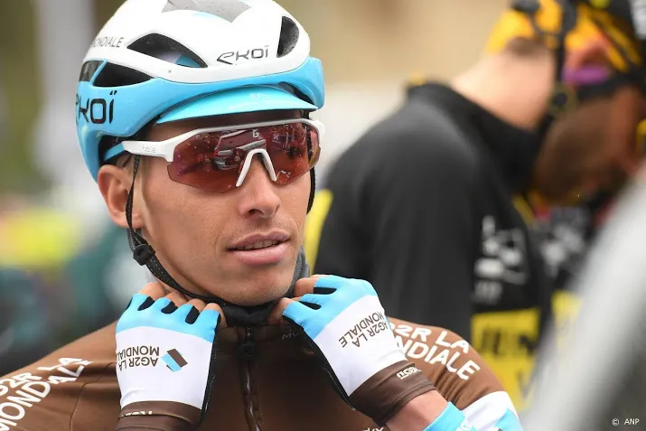 wielrenner naesen langer bij ag2r la mondiale