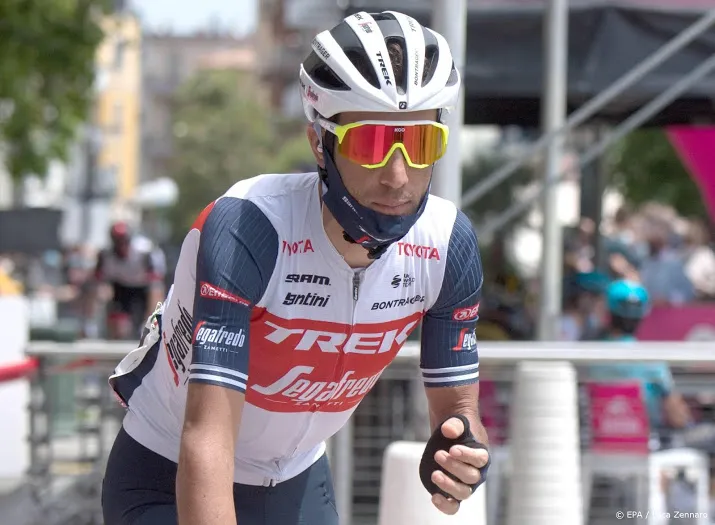wielrenner nibali laat ribben onderzoeken na val in giro