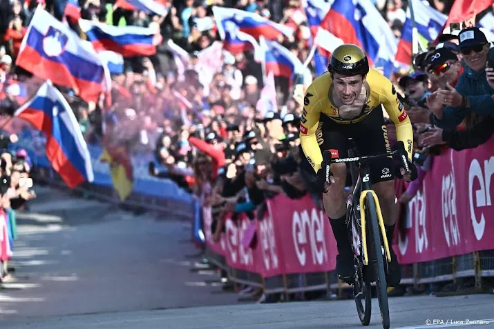 wielrenner roglic raakte niet in paniek na kettingincident