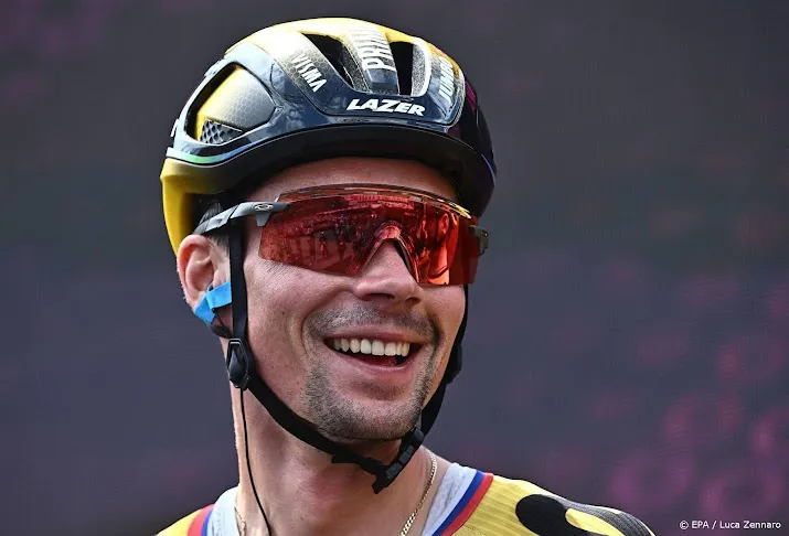 wielrenner roglic tevreden na beperken schade in tijdrit giro