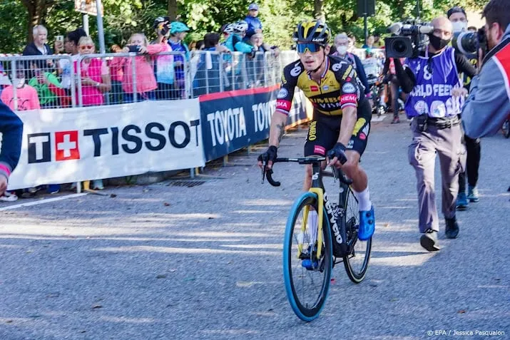 wielrenner roglic wil in lombardije afsluiten met veertiende zege