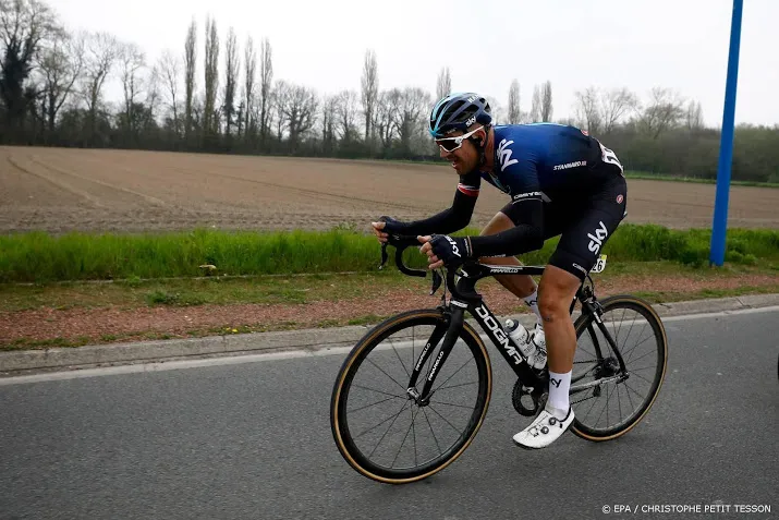 wielrenner stannard ineos moet loopbaan beeindigen