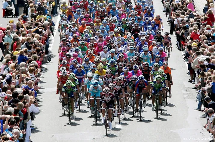 wielrenner tesson wint tweede rit vierdaagse van duinkerke