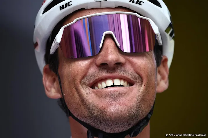 wielrenner van avermaet sluit carriere af met drie wedstrijden