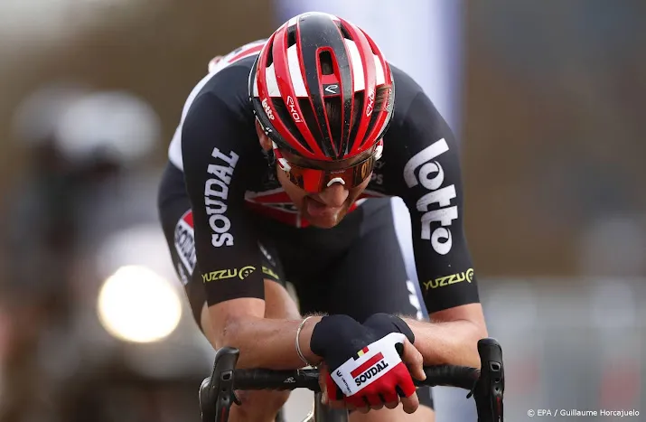 wielrenner wellens niet van start in omloop het nieuwsblad