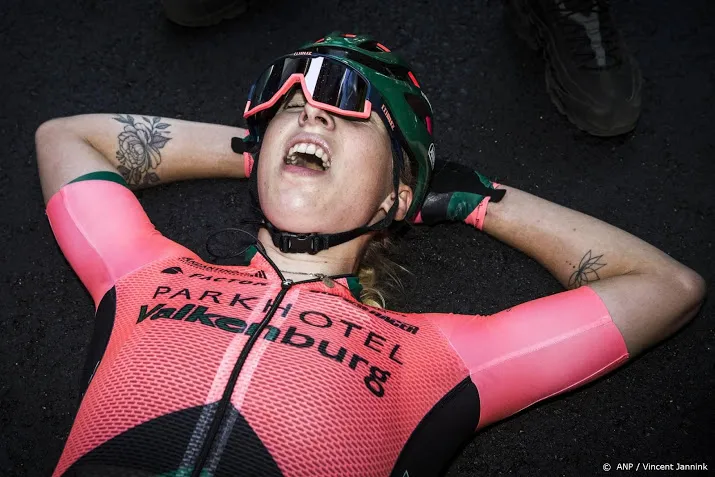 wielrenster wiebes wint eerste etappe ronde van belgie