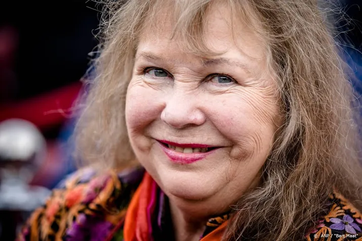 wieteke van dort krijgt oeuvreprijs