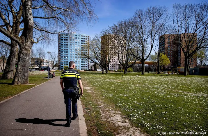 wijkagenten steeds meer tijd kwijt aan noodhulp