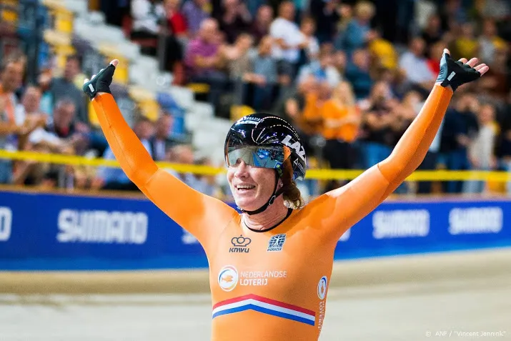 wild bezorgt nederland eerste goud op wk baanwielrennen