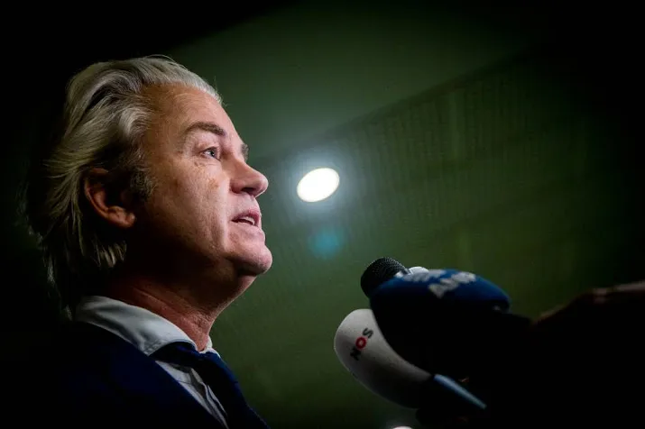 wilders naar londen om tommy robinson