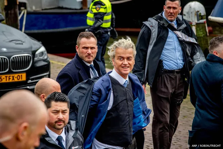 wilders weer op campagne na incident heerlen