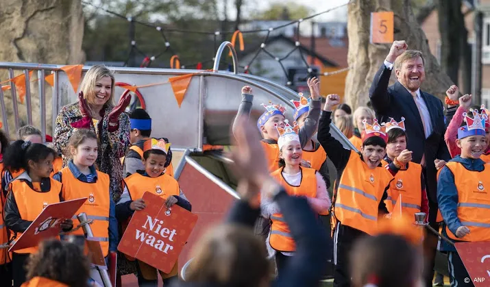 willem alexander en maxima quizzen tijdens koningsspelen
