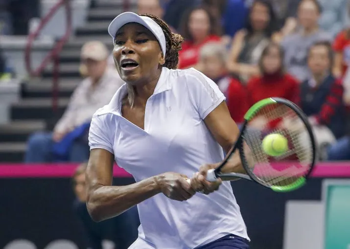 williams langs rus in duizendste partij
