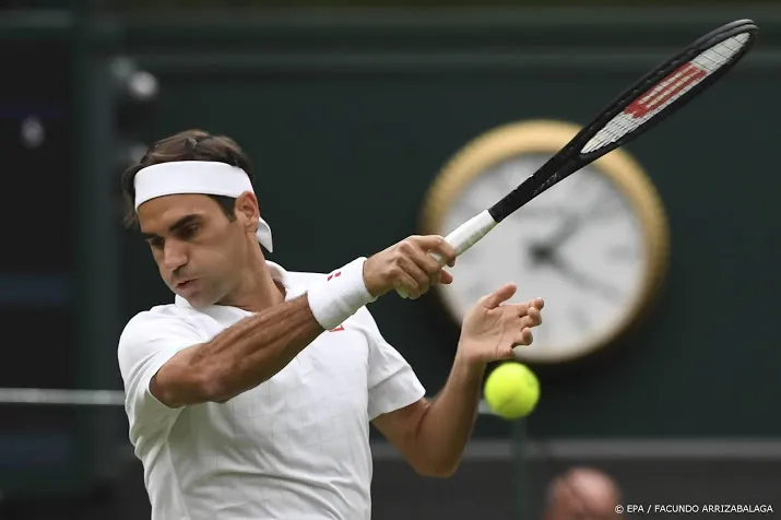wimbledonheld federer door na opgave mannarino