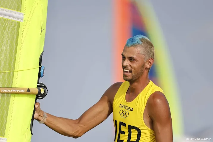 windsurfer badloe verkozen tot beste zeiler van 2021