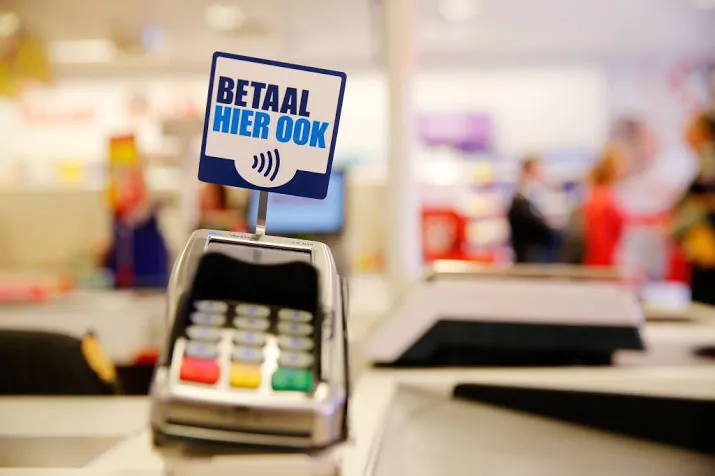 winkel goedkoper uit bij contactloos pinnen