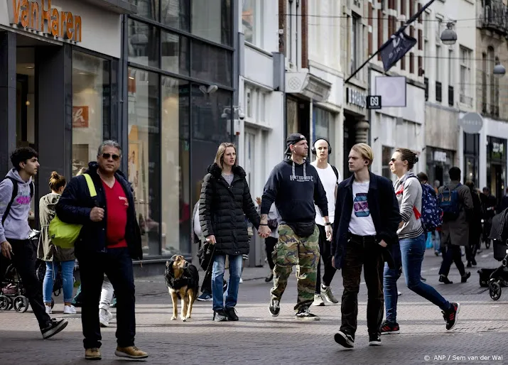 winkeliers eurozone verkochten iets meer in juli