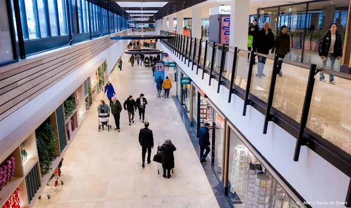 winkeliers zetten ruim 4 procent meer om in maart