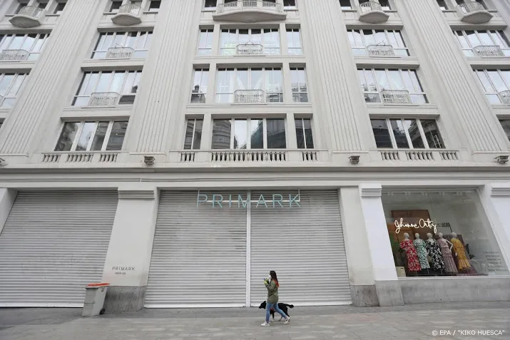 winkelketens hm en primark hopen binnenkort weer te openen