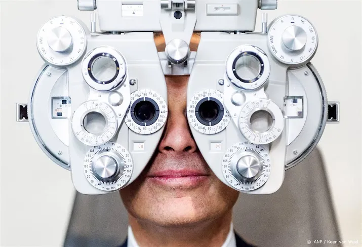 winkels pearle studio verder onder naam grandoptical