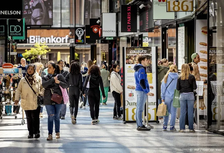 winkels zetten meer om door hogere prijzen