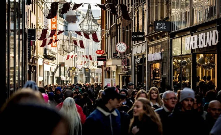 winkels zetten meer om in mei