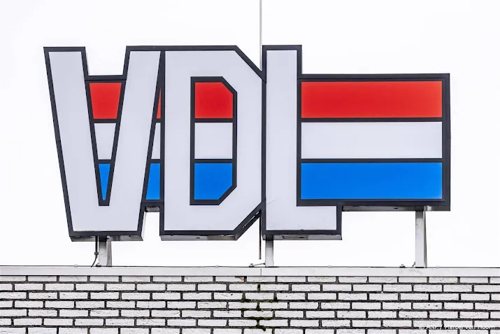 winst vdl keldert door einde autoproductie nedcar en busproblemen