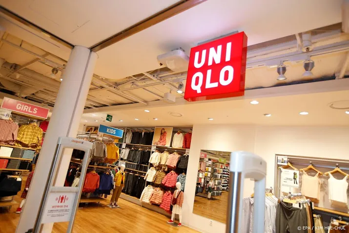winstprognose uniqlo moeder valt tegen
