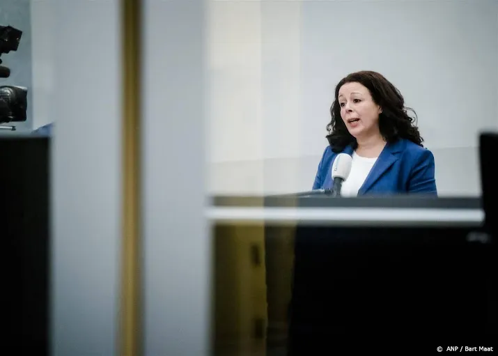 wisseling kamerleden geen probleem bezweert enquetecommissie