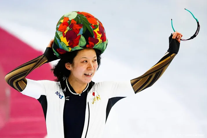 wk goud schaatsster takagi vijfde plek leerdam