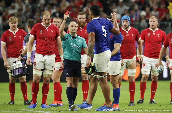 wk rugby klaar voor arbiter na foto met fans