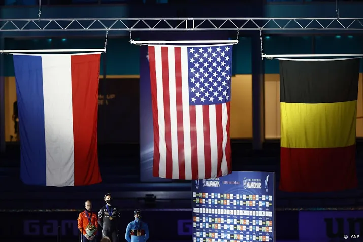 wk zilver stroetinga op massastart goud voor amerikaan mantia