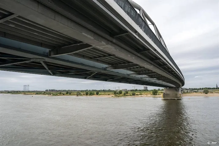woensdag hele dag geen treinen over spoorbrug bij nijmegen