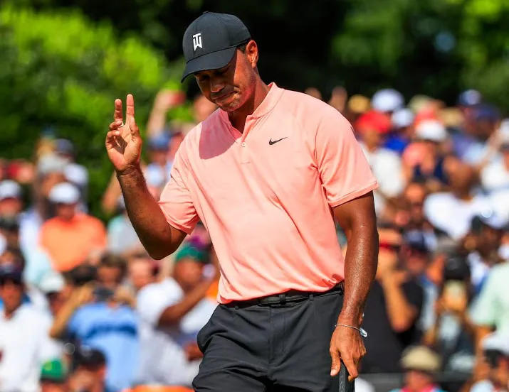 woods aan kop bij tour championship