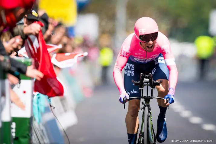 woods na ritzege nieuwe leider in tirreno adriatico