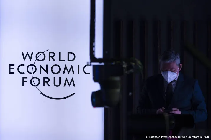 world economic forum in singapore uitgesteld naar augustus